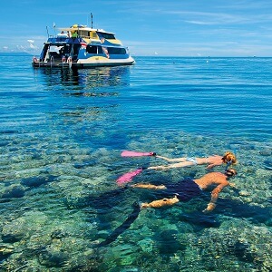 GREAT BARRIER REEF SNORKELING TOUR